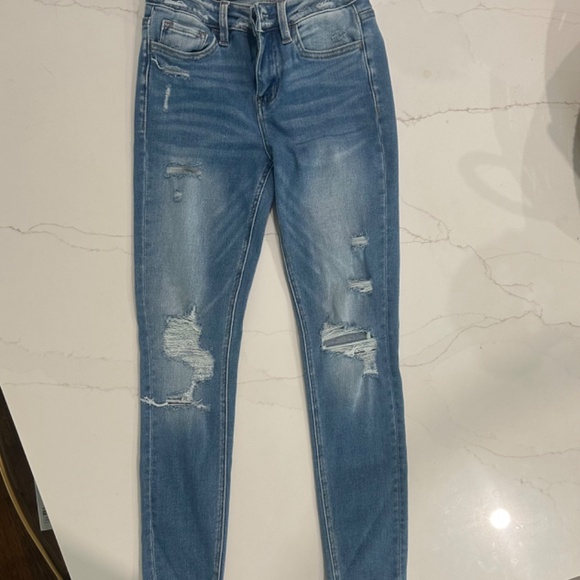 Altar'd State Distressed Skinny Jeans👖💙, Size 25 - Picture 3 of 5